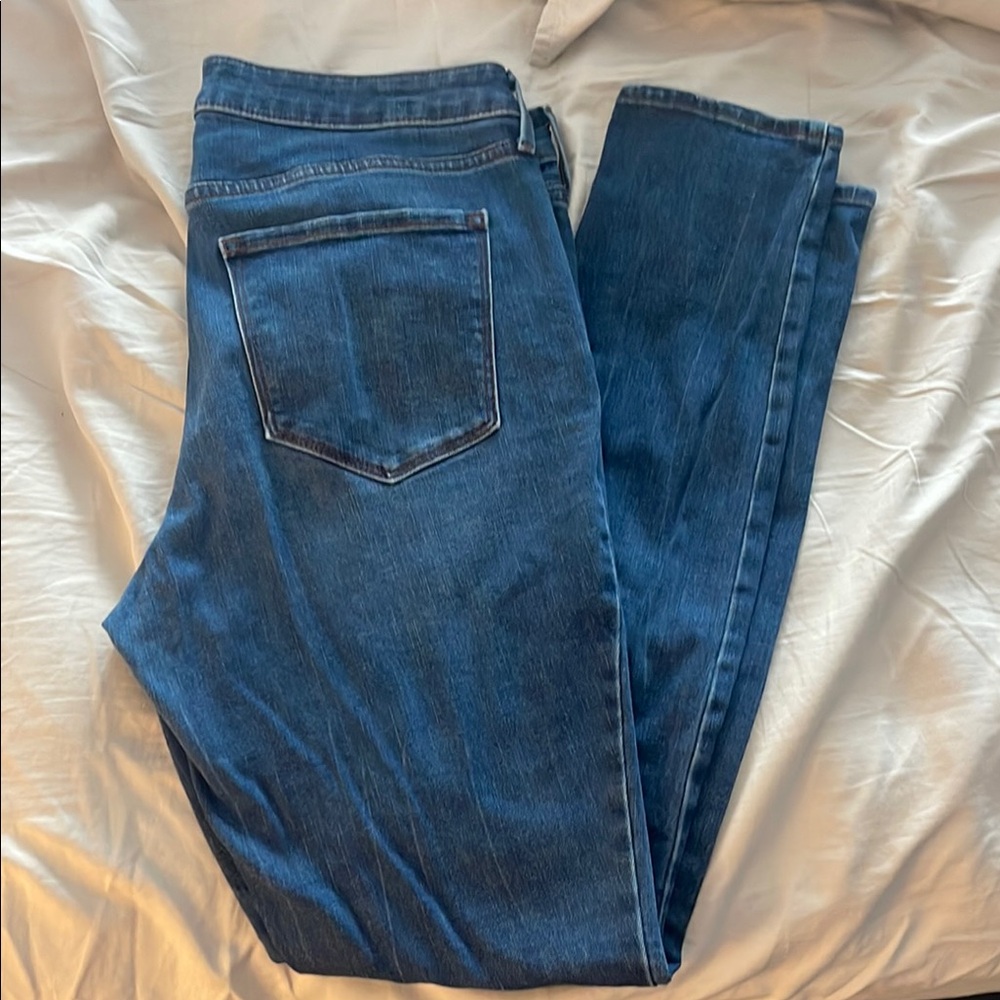 Old Navy Blue Skinny Leg Jeans with Classic Denim Style